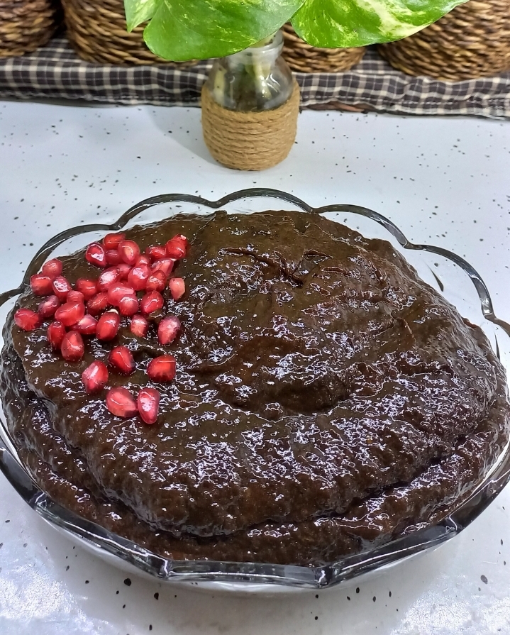 رب انار ملس و ترش خانگی _ ظرف ۱ کیلو گرمی